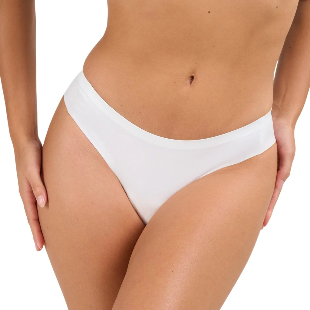 Tanga Aube MUE, discret sous un pantalon