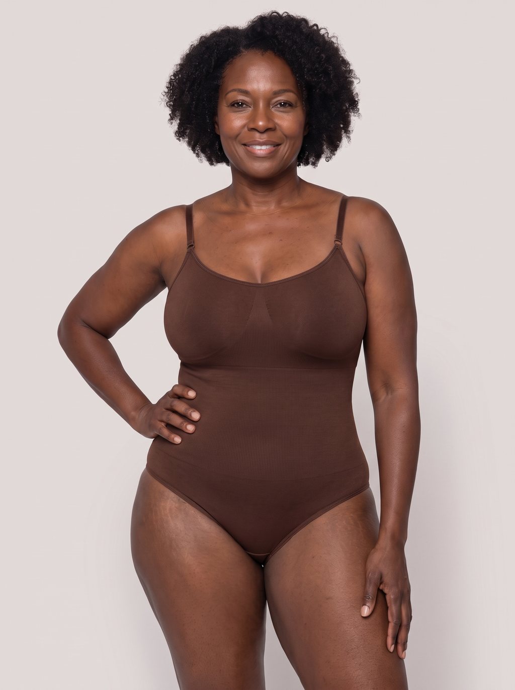 Body Trame MUE en caramel, bretelles fines, porté de face