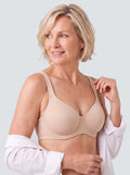 Soutien-gorge Arche MUE en nude, porté de face