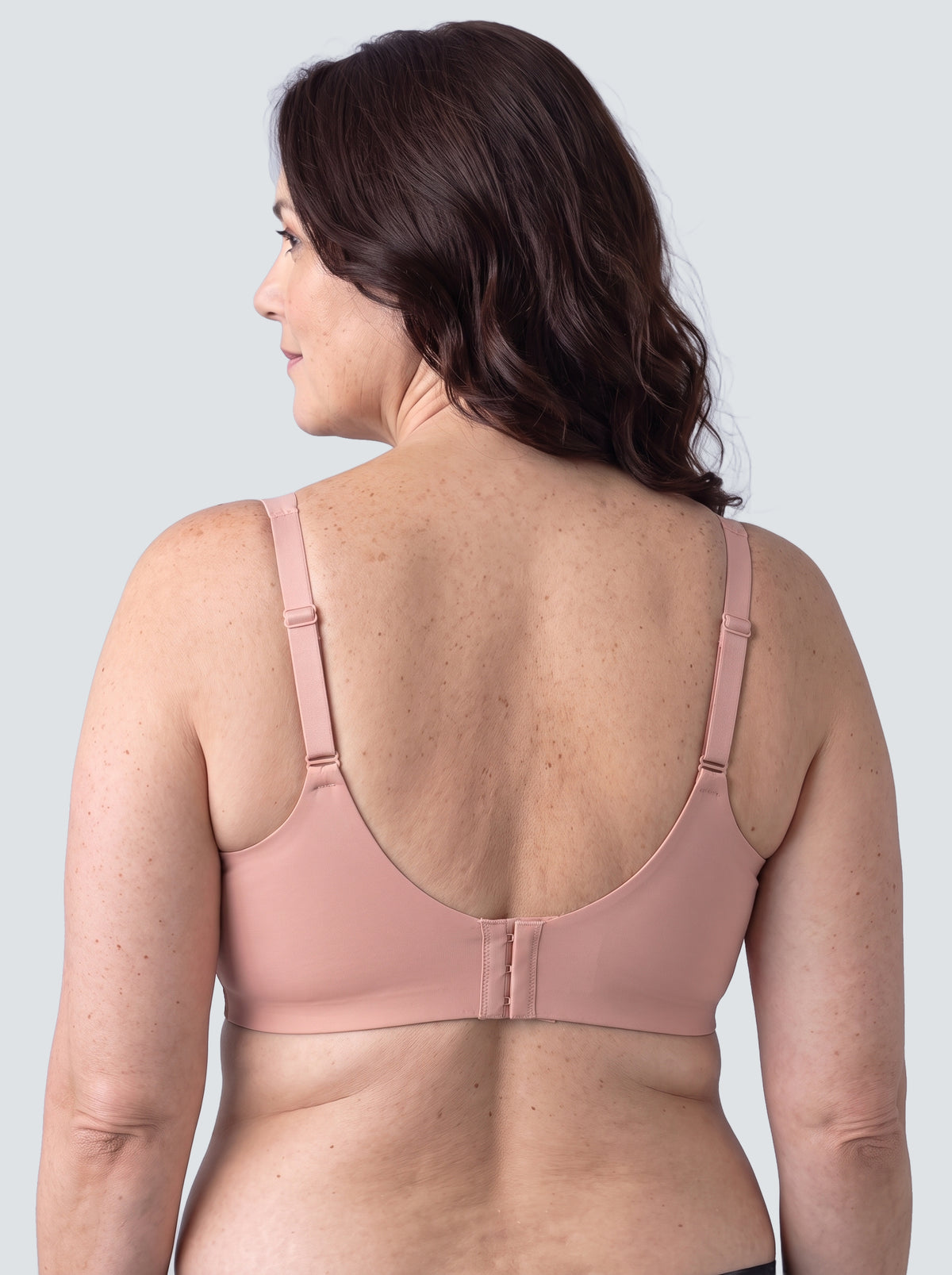 Soutien-gorge Aube MUE en rose poudré clair, vu de dos