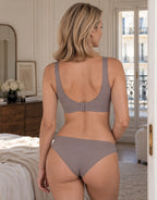 Soutien-gorge Lisière MUE taupe vu de dos, dos haut et bretelles larges